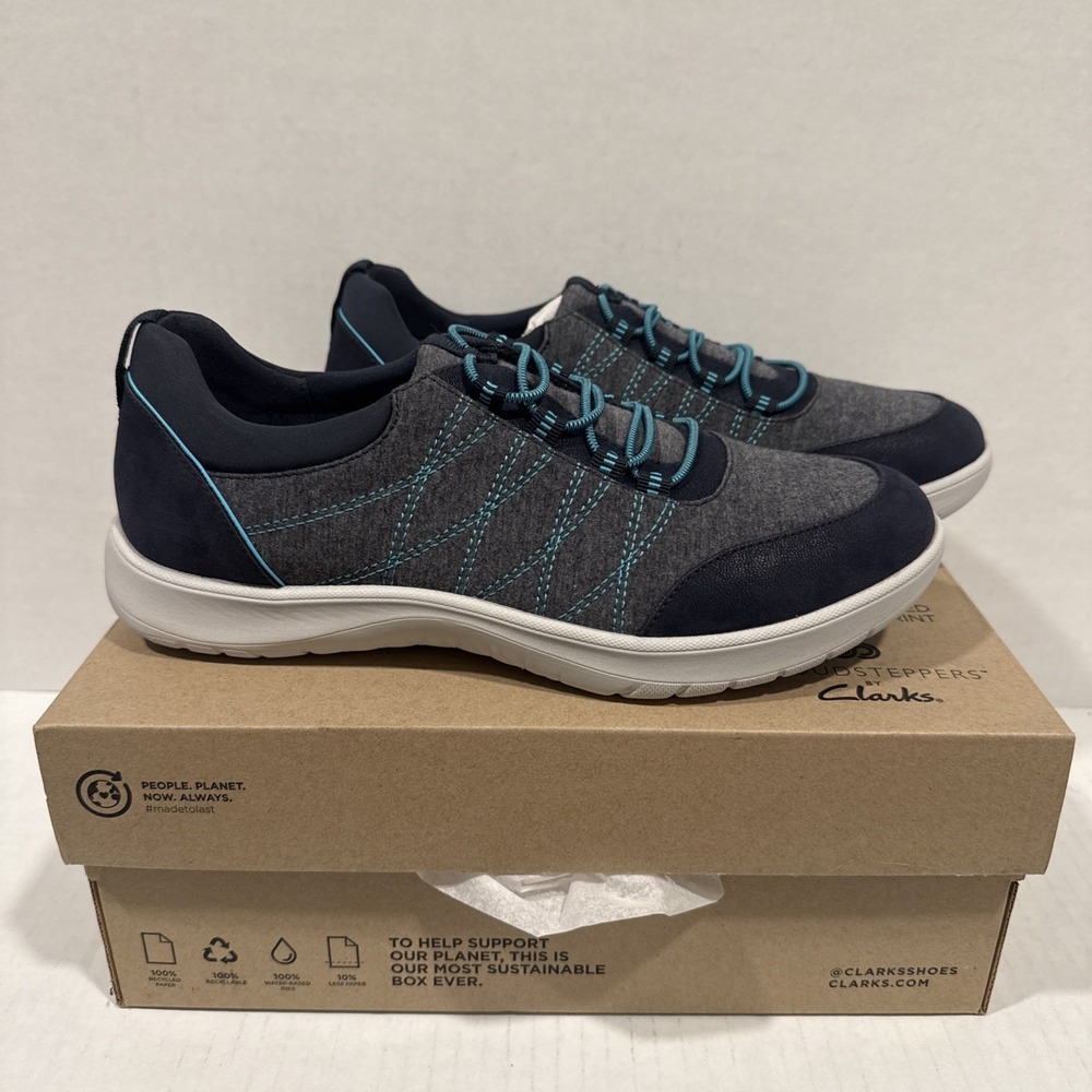 NIB Clarks Cloudsteppers Adella Holly Slip On Flats Womens Size 9 M EU 40 59213